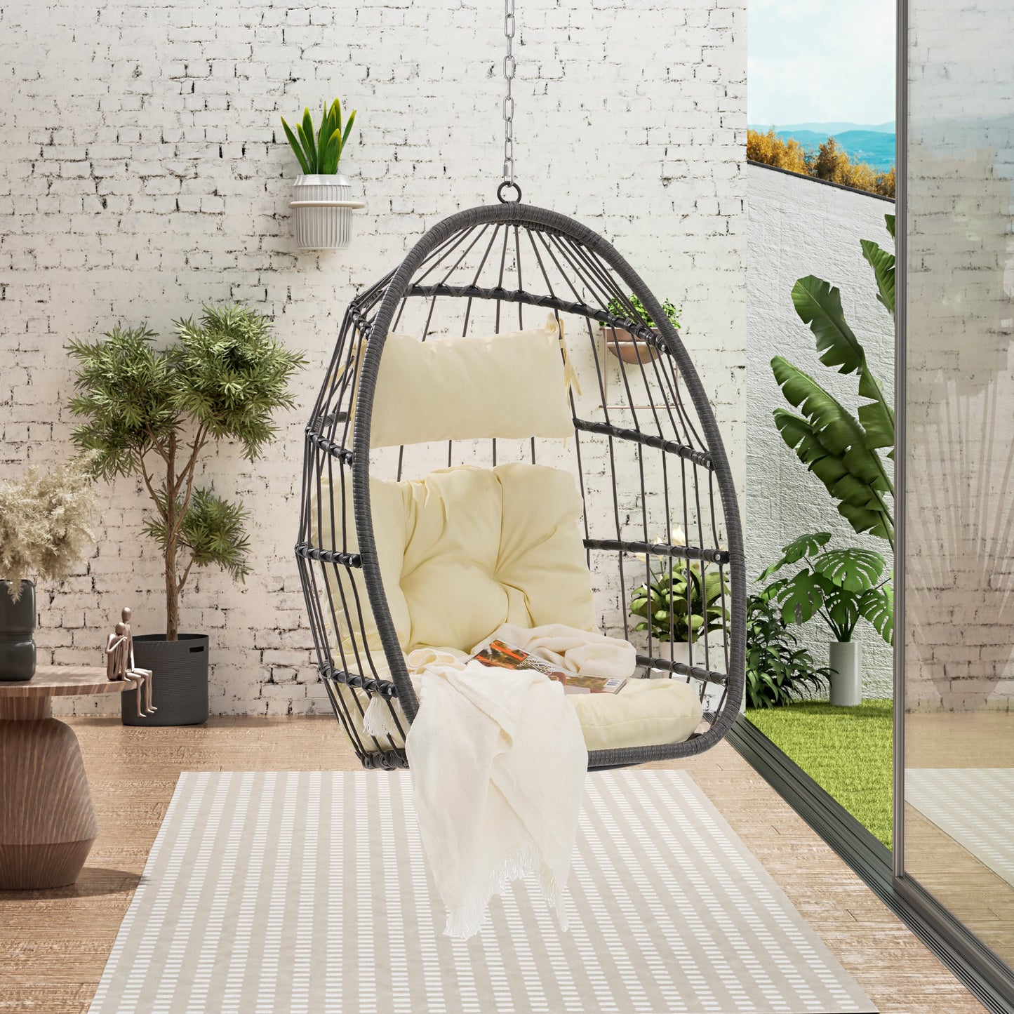 Outdoor Rattan Egg Swing Chair – Cozy Hanging Patio Seat