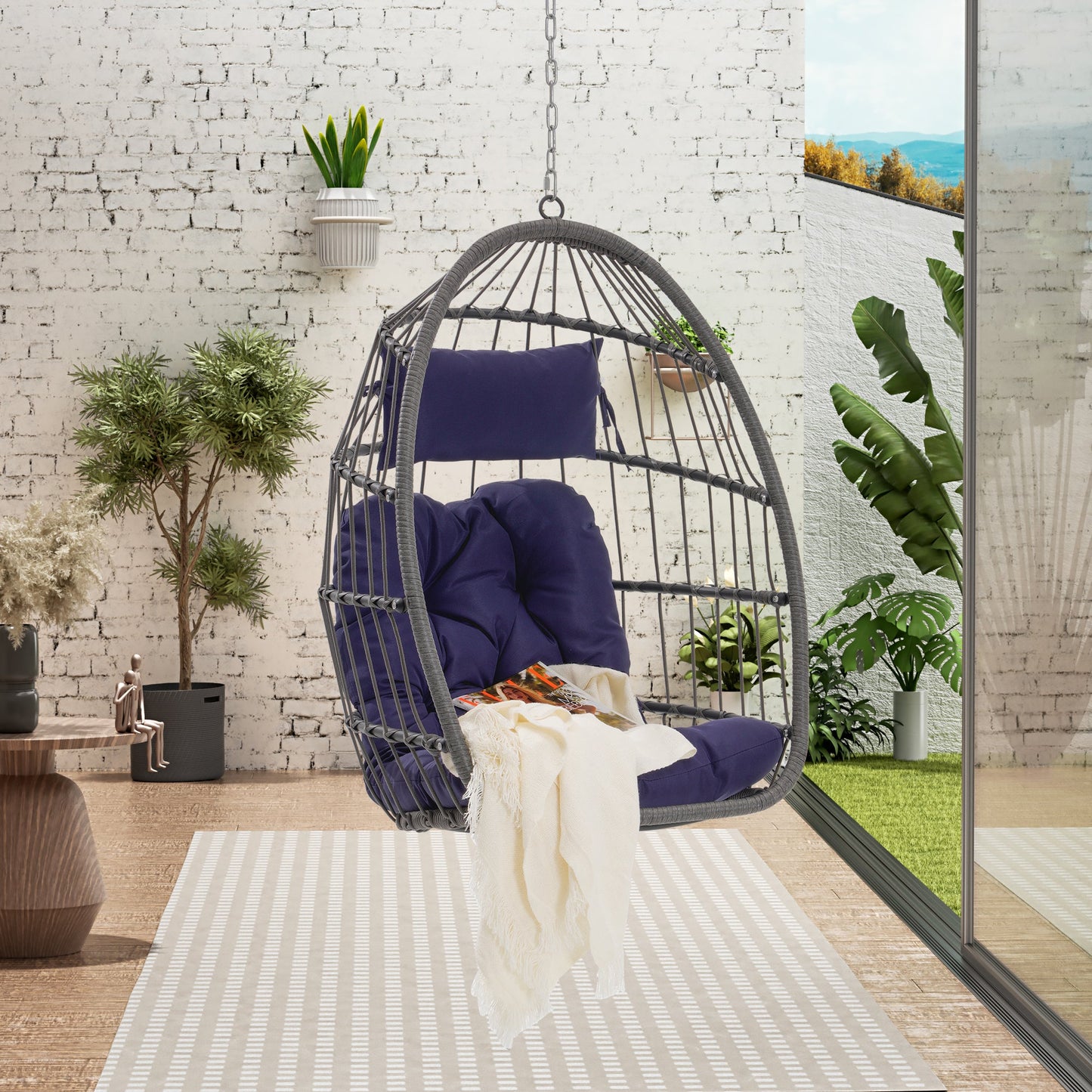 Outdoor Rattan Egg Swing Chair – Cozy Hanging Patio Seat