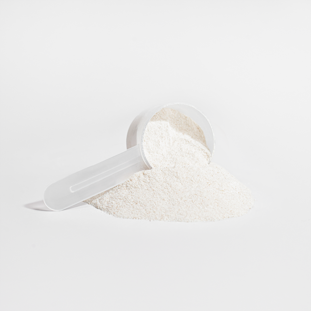 White collagen powder and scoop for Recovery by Zerili Collagen Peptides (Unflavoured).